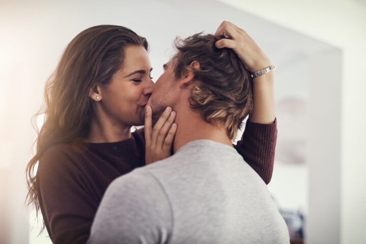 女からキスしたら男に恋は生まれません！女性からキスした時の男性心理とは？